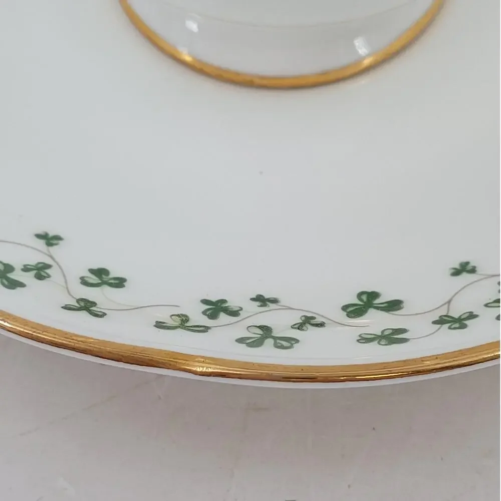 Royal Tara Shamrock Teacup and Saucer Fine Bone China Irish Teatime 2-2 cottage